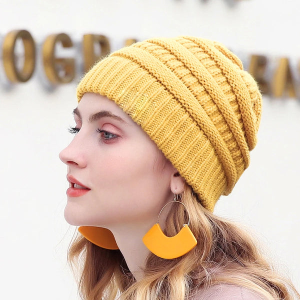 Tight women's wool hat