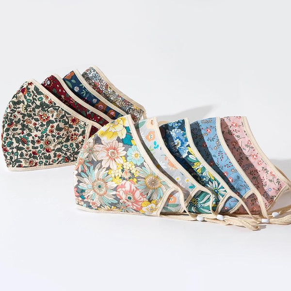 Elegant mouth and nose protection mask with floral pattern